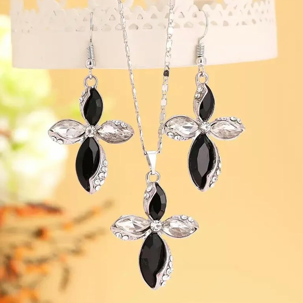 CC Boutique Black and Silver Earrings - Picture 2 of 4